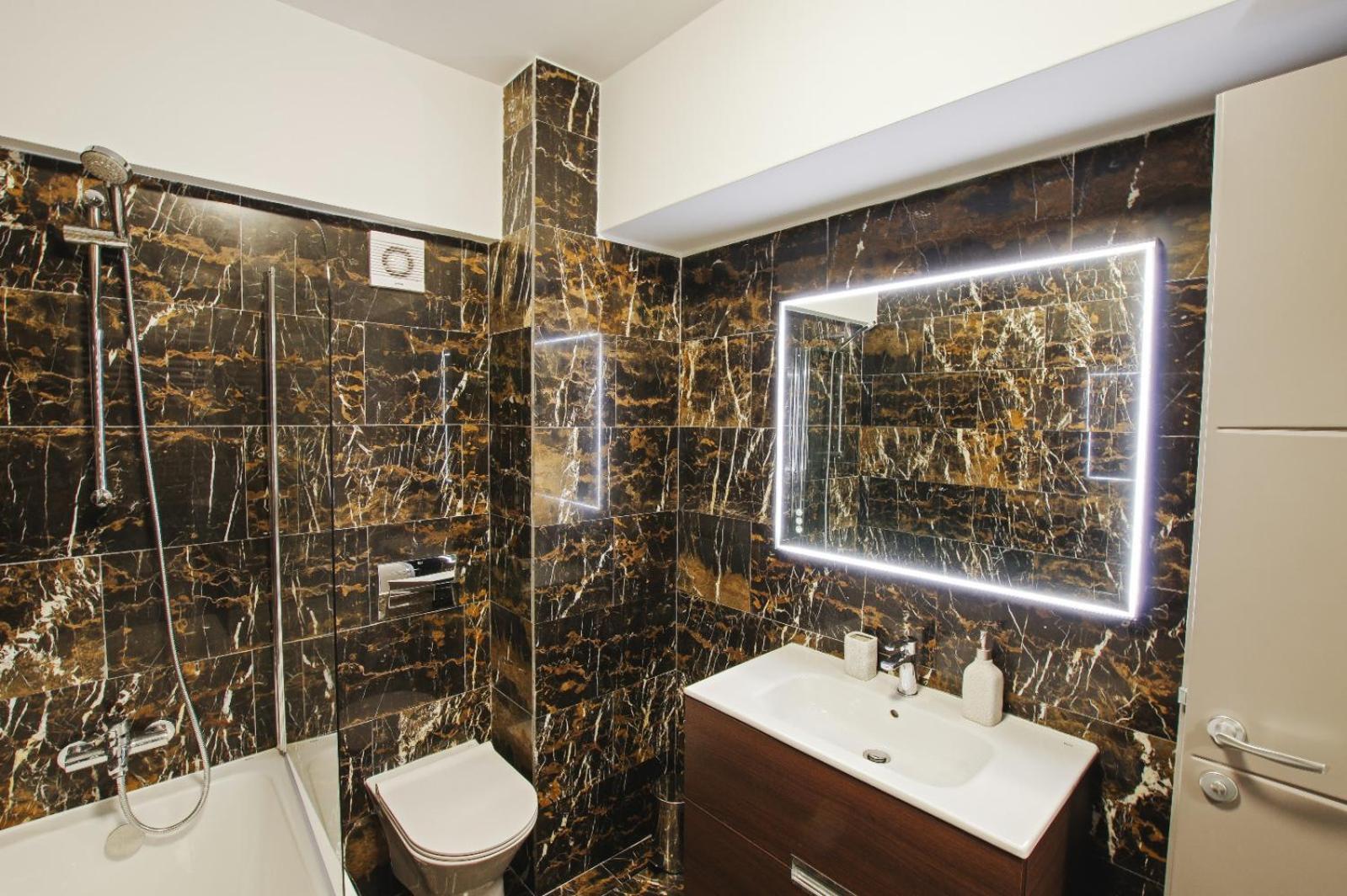Himson-Brown Apartment Iasi Buitenkant foto